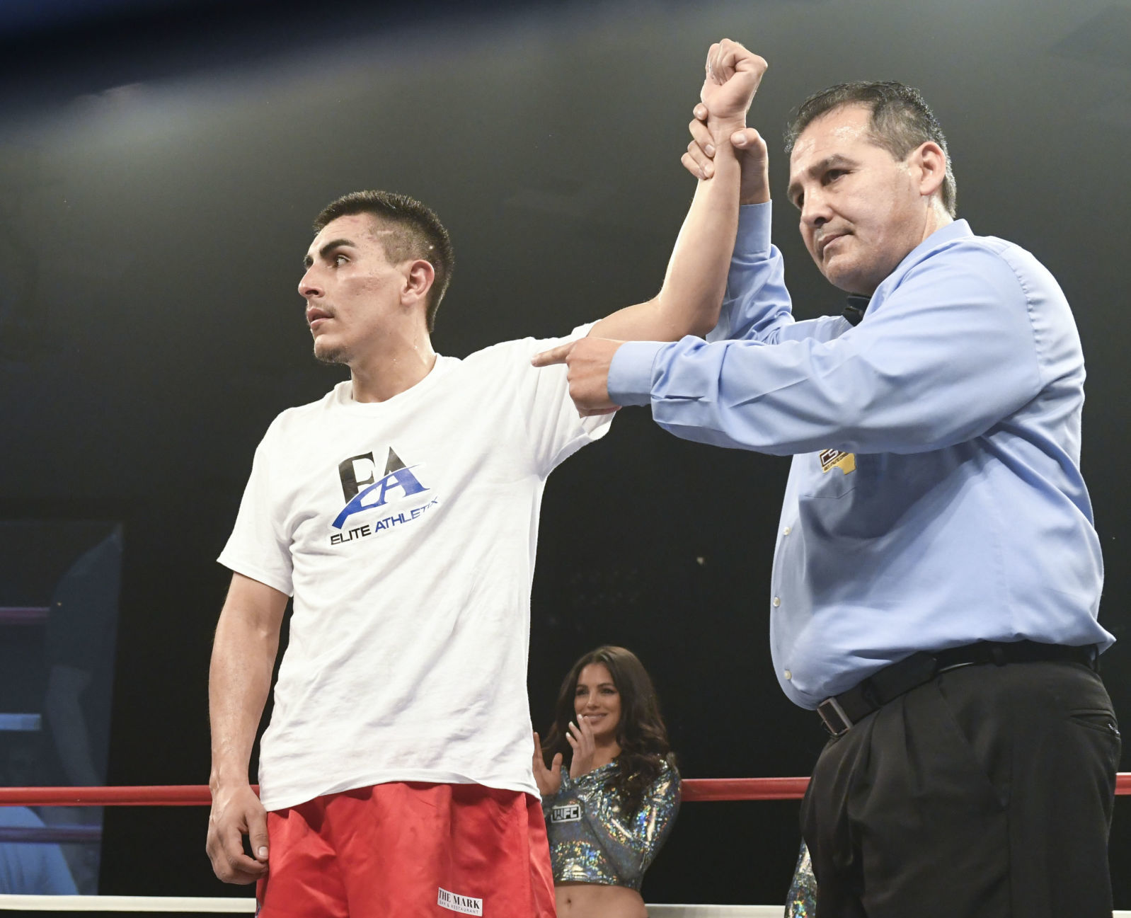 011020 WFC 120 boxing 20.jpg